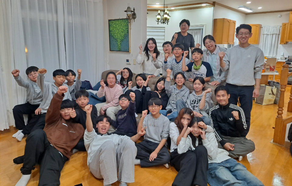 elementary 2 image 16