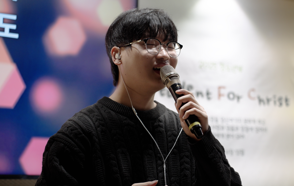 youngAdults image 09