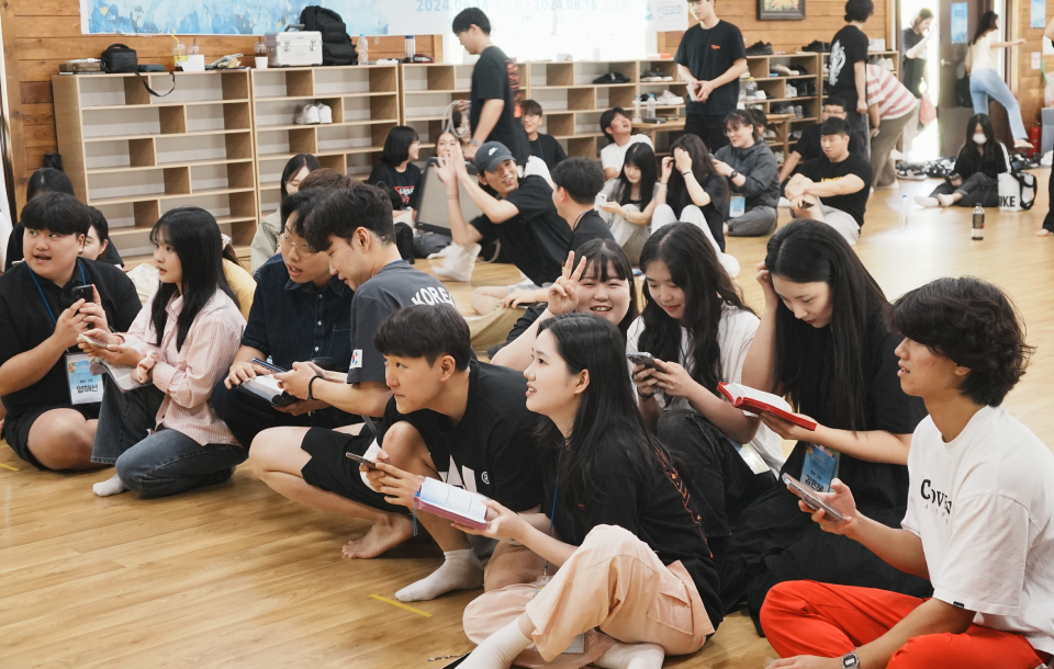 youngAdults image 19